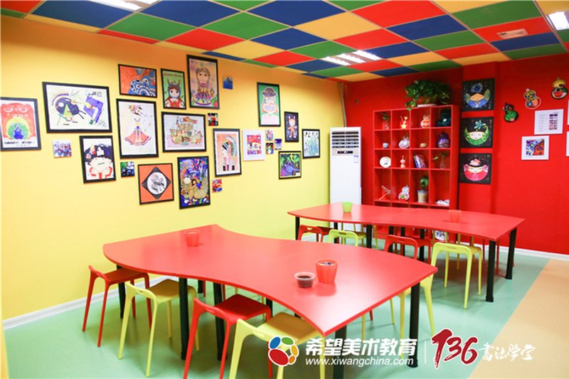 创意美术:艺术与现实交汇的桥梁